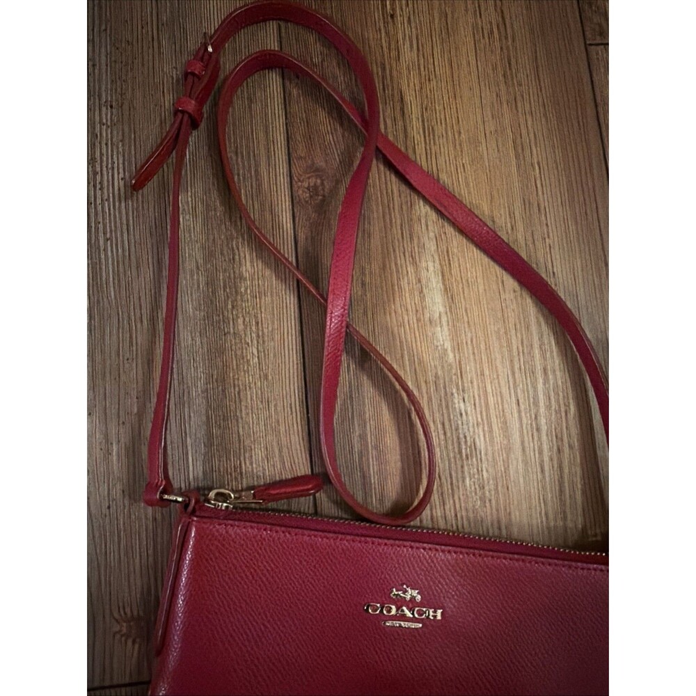 Coach North South Crossbody Bag-Red w/ Adjustable Strap Gold Hardware.Excellent! - Picture 14 of 16